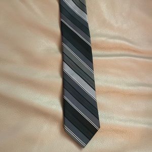 Van Husen mens tie